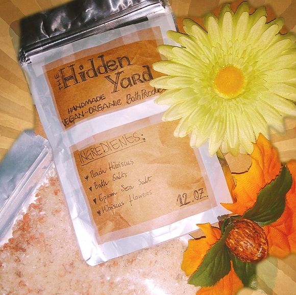 Vegan Handmade Peach Hibiscus Bath Salt 12 oz - Picture 1 of 4